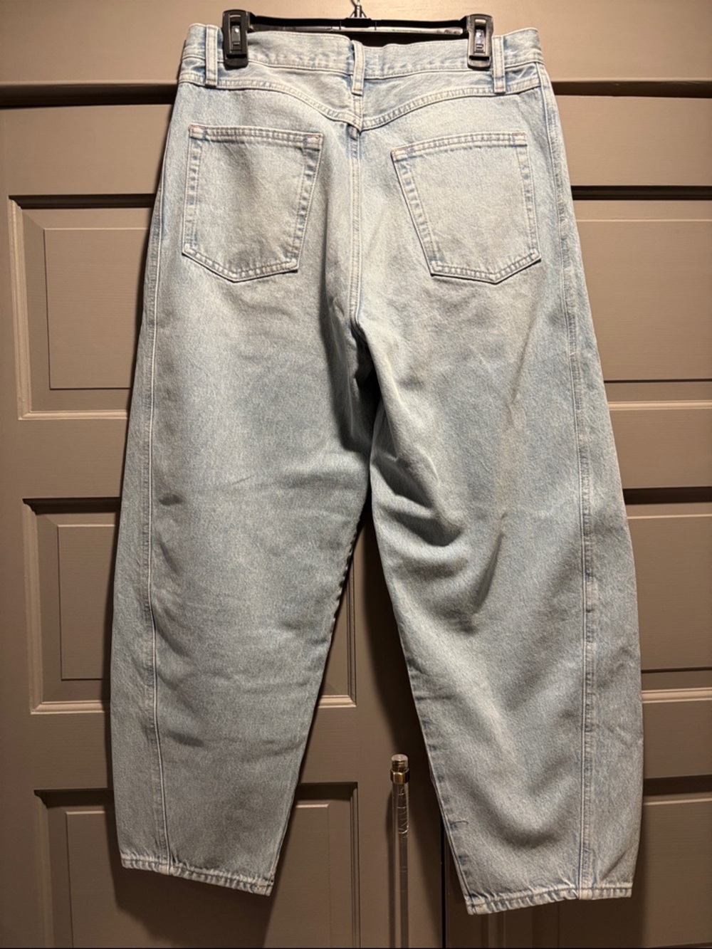 Frame Denim Light Blue Barrel Mid-Rise Jeans - Picture 3 of 3